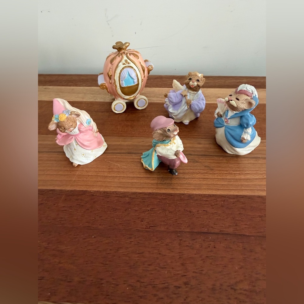 Hallmark 1994 Merry Miniatures Cinderella